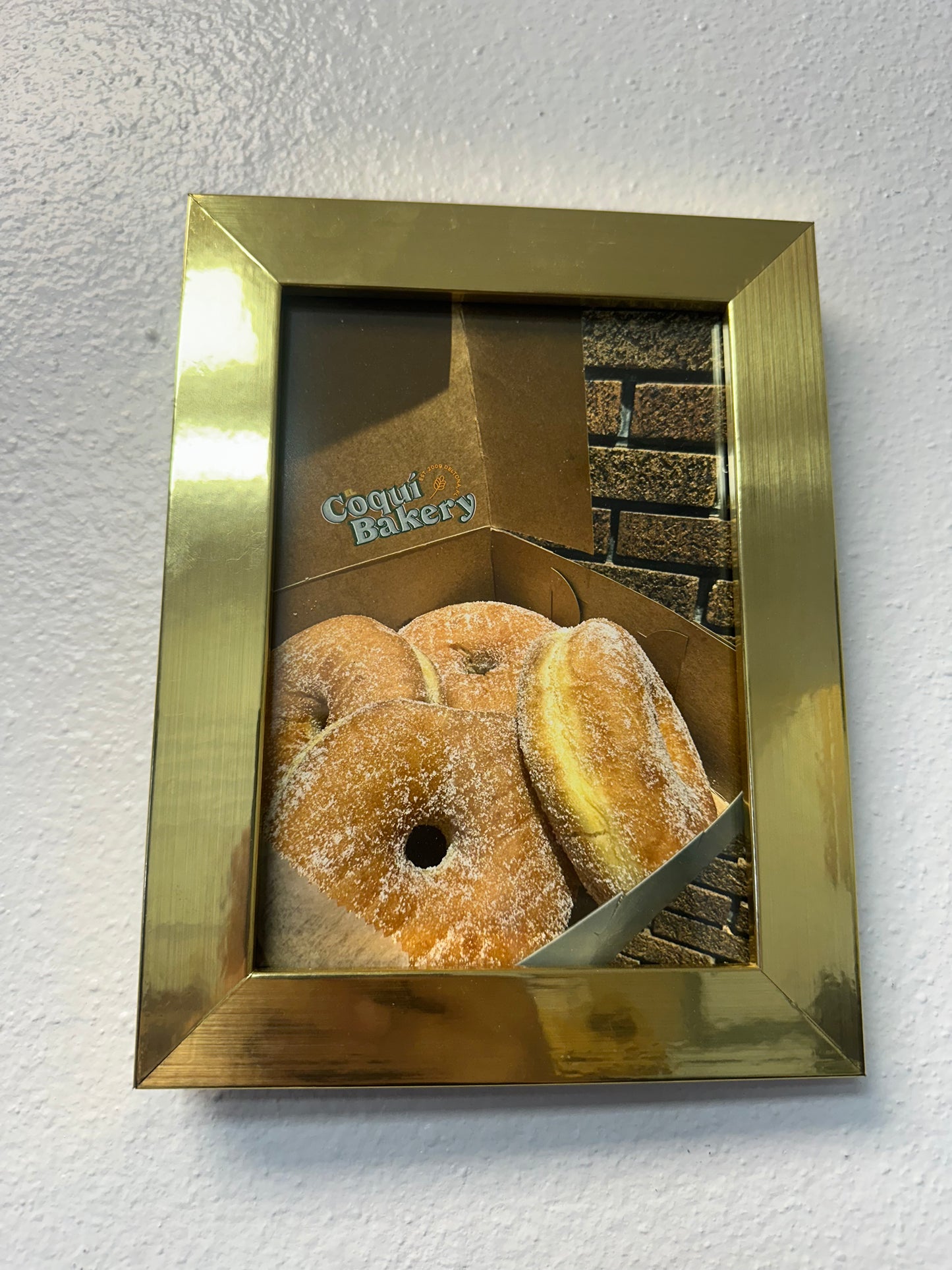 "Sweet Bread Donuts: El Coqui Bakery" - timo DOT